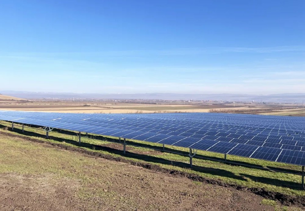 追光同行路，歐洲新里程 | 上能電氣助力羅馬尼亞Glodeni光伏電站順利并網(wǎng)